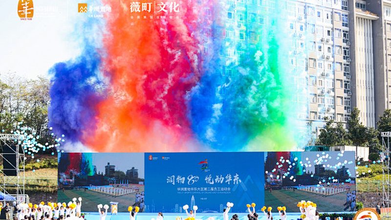 一部纪录片从想法到成片，中间隔着多少坑